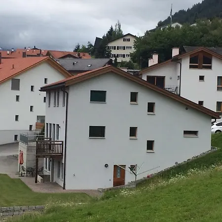 Apartment Chasa Mundin