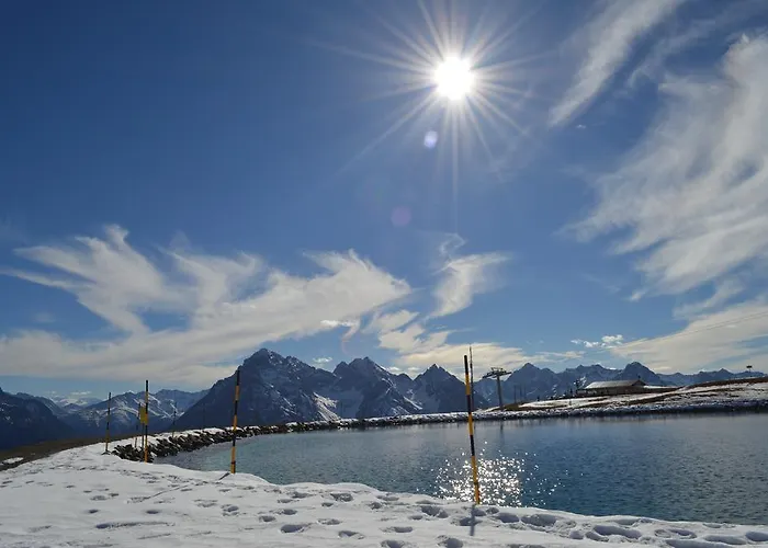 Chasa Mundin Apartamento *